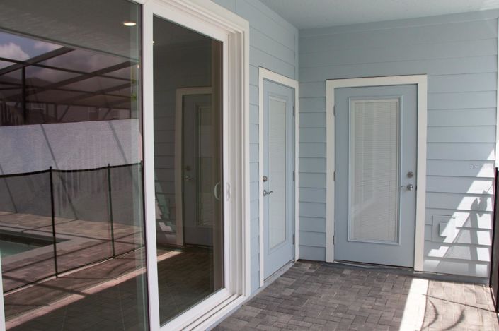 Image No.74-5 Bed Townhouse for sale