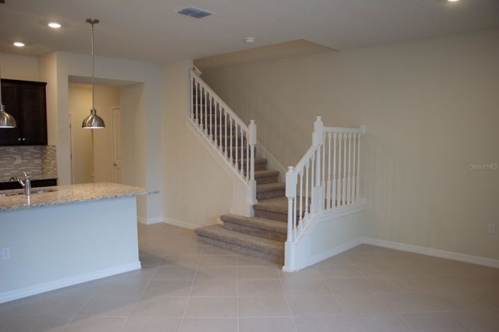 Image No.79-5 Bed Townhouse for sale