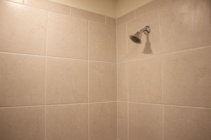 Image No.85-5 Bed Townhouse for sale