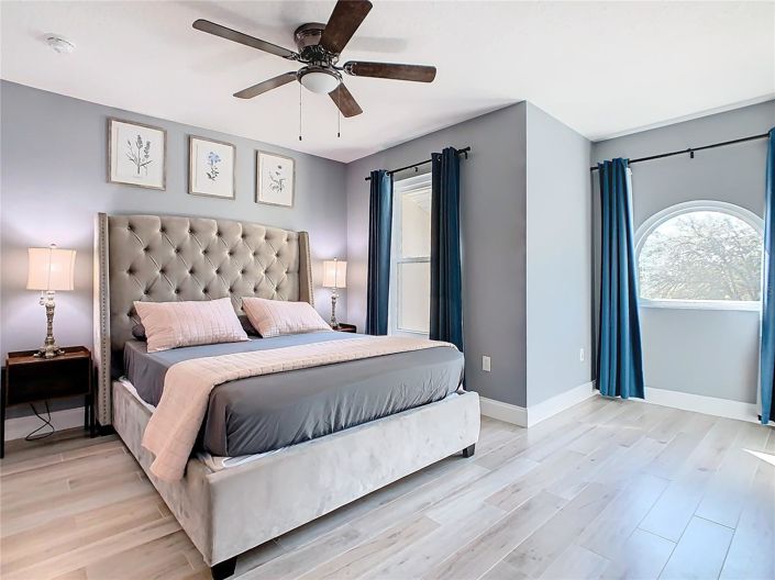 Image No.41-6 Bed House for sale