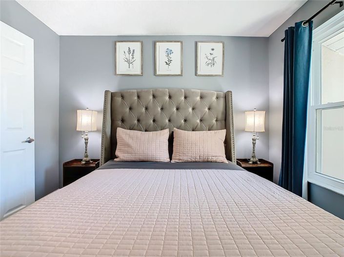 Image No.43-6 Bed House for sale