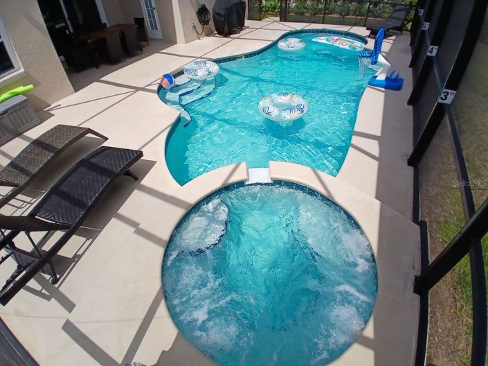 Image No.76-6 Bed House for sale