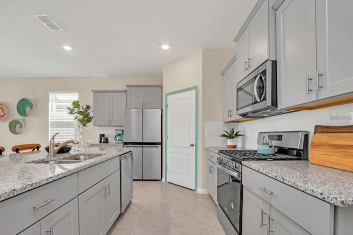 Image No.13-6 Bed House for sale