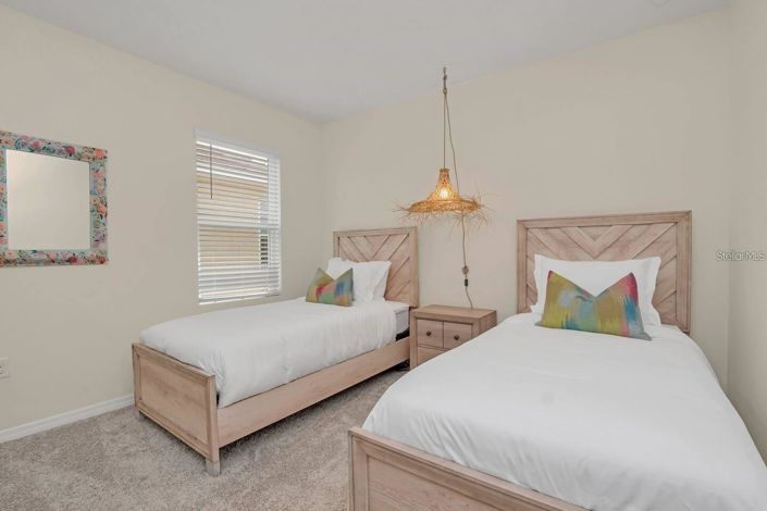 Image No.25-6 Bed House for sale