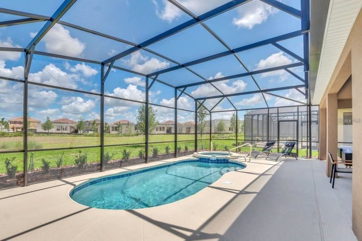 Image No.3-6 Bed House for sale