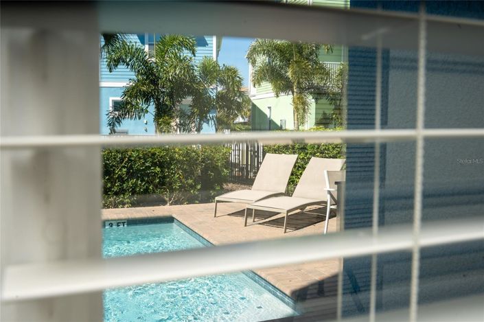 Image No.13-4 Bed House for sale