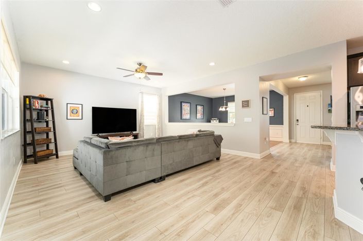 Image No.21-3 Bed House for sale