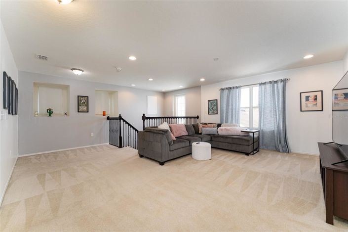 Image No.27-3 Bed House for sale