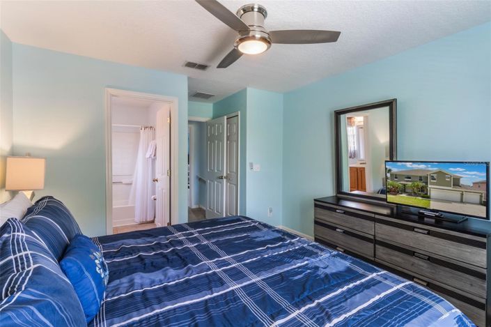 Image No.28-7 Bed House for sale