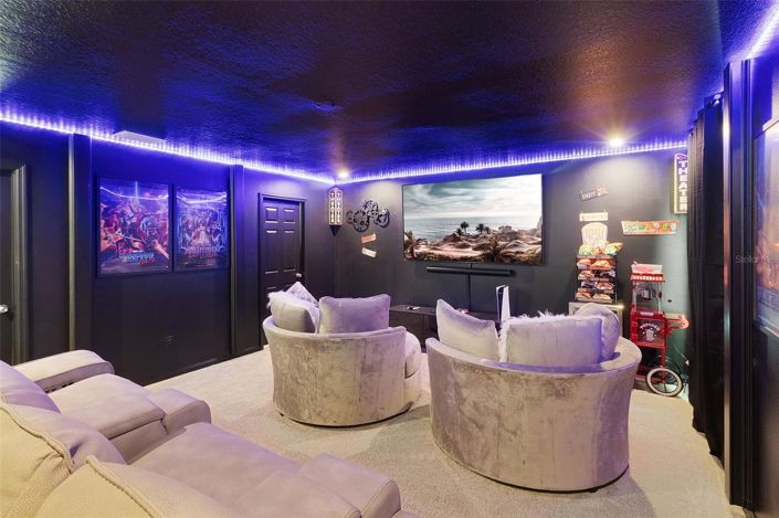 Image No.66-6 Bed House for sale