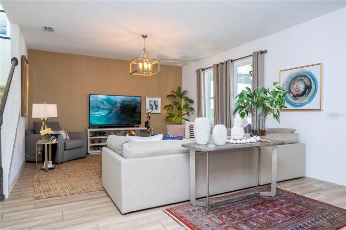 Image No.13-4 Bed House for sale