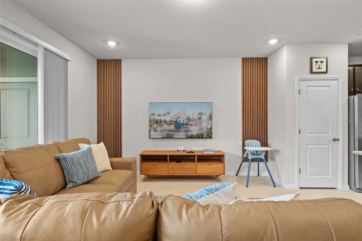 Image No.8-5 Bed Townhouse for sale