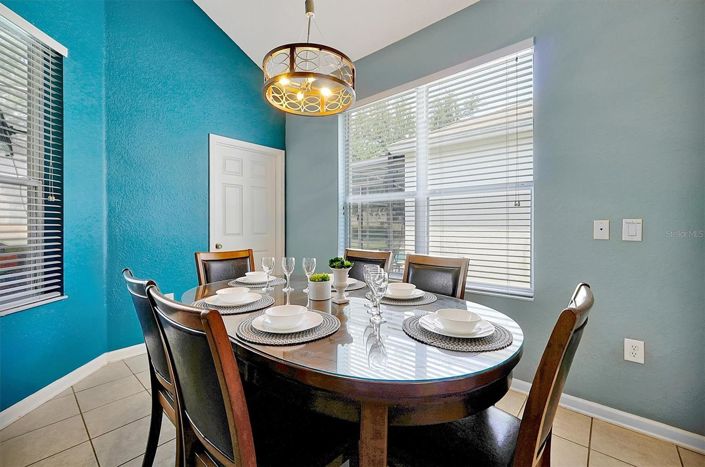 Image No.14-6 Bed House for sale