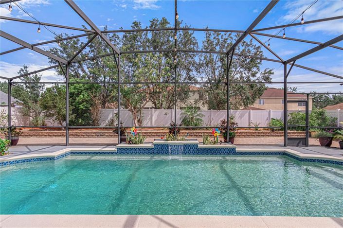 Image No.13-5 Bed House for sale