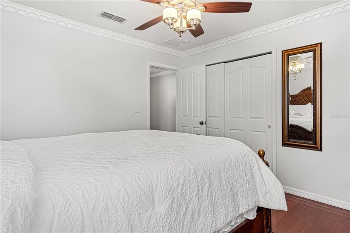 Image No.28-5 Bed House for sale