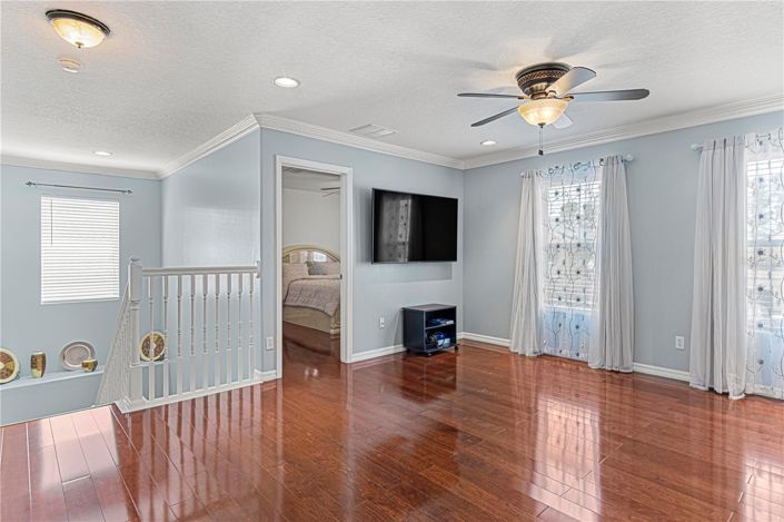 Image No.37-5 Bed House for sale