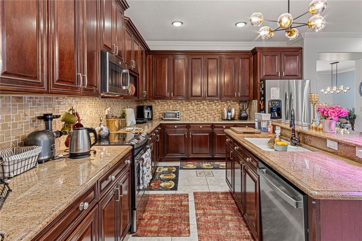 Image No.48-5 Bed House for sale