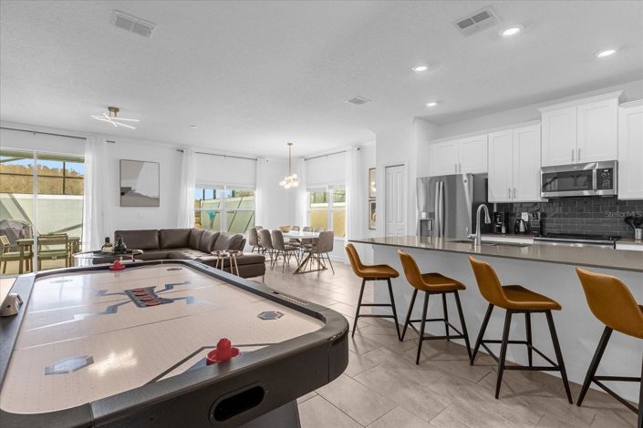 Image No.10-5 Bed Townhouse for sale