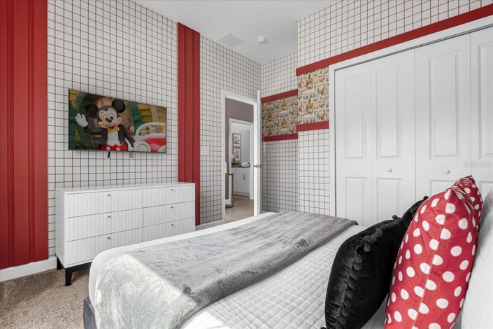 Image No.20-5 Bed Townhouse for sale