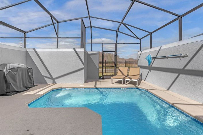 Image No.33-5 Bed Townhouse for sale