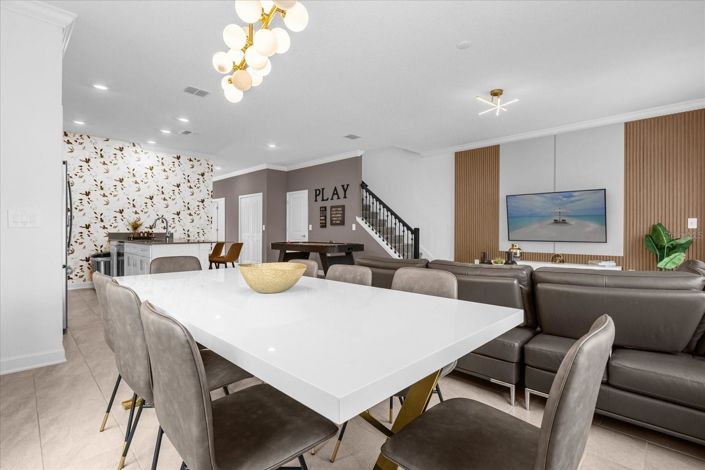 Image No.8-5 Bed Townhouse for sale