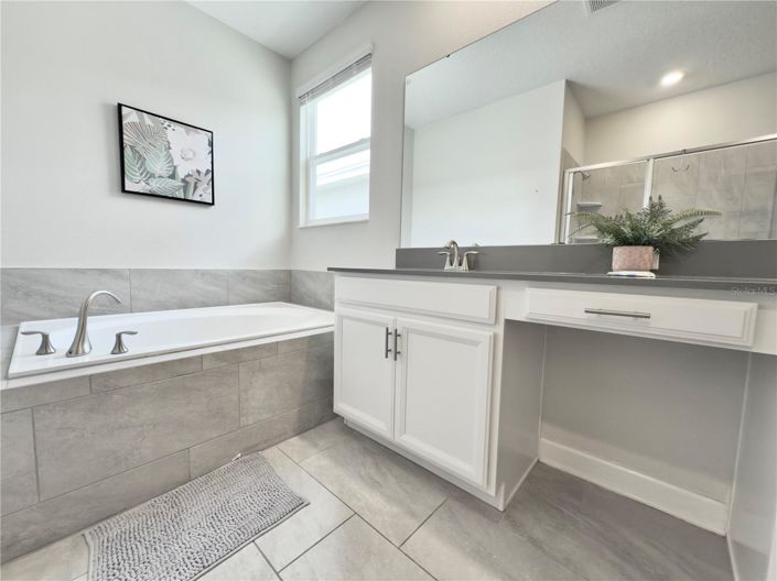 Image No.34-6 Bed House for sale