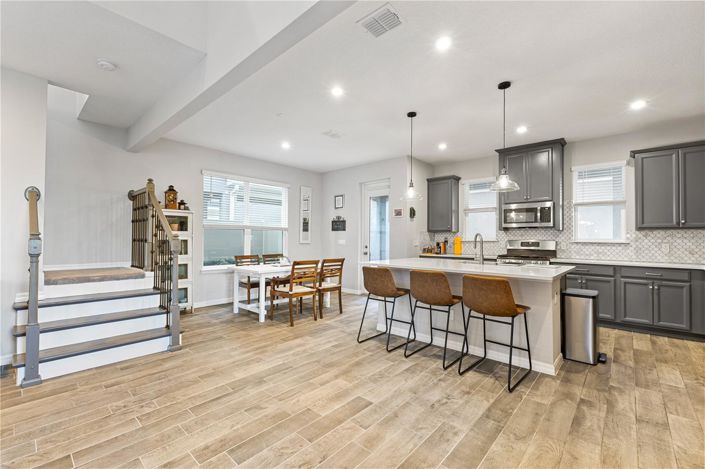 Image No.4-4 Bed House for sale