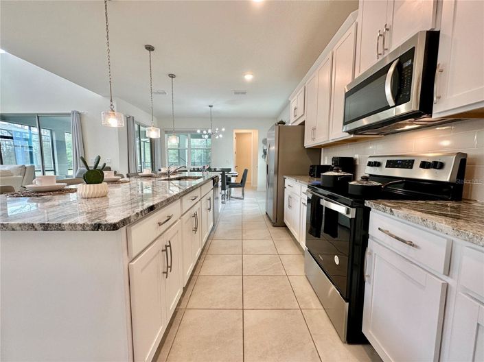 Image No.10-5 Bed House for sale