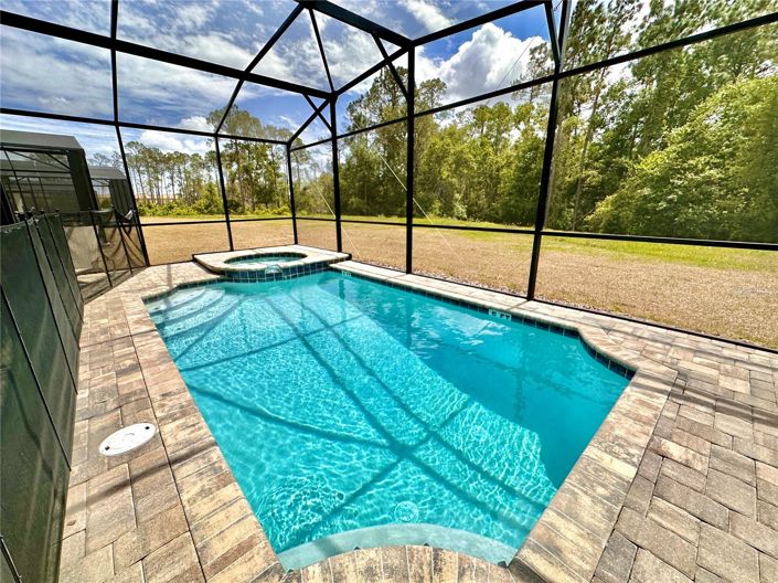 Image No.19-5 Bed House for sale