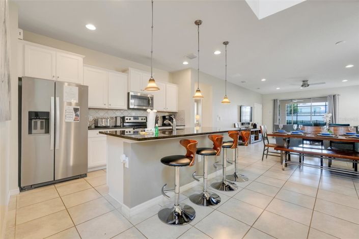 Image No.10-6 Bed House for sale