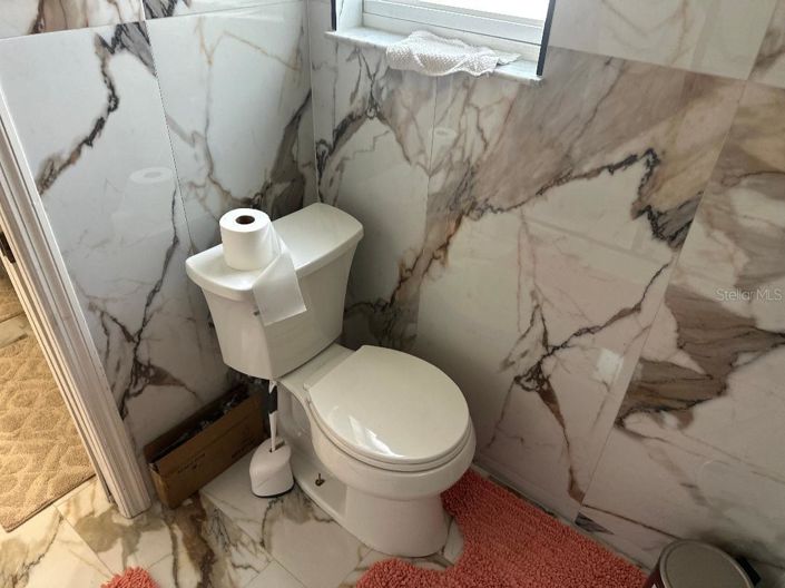 Image No.20-4 Bed House for sale