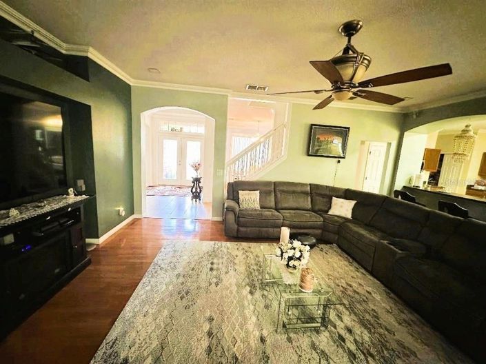 Image No.24-4 Bed House for sale