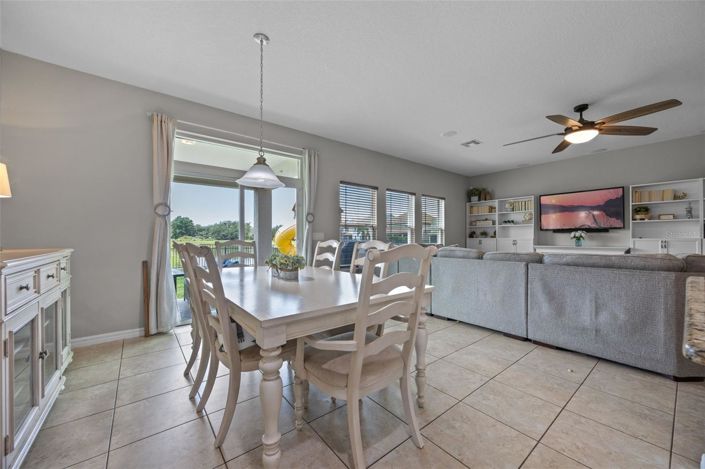 Image No.17-5 Bed House for sale