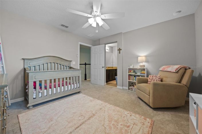 Image No.31-5 Bed House for sale