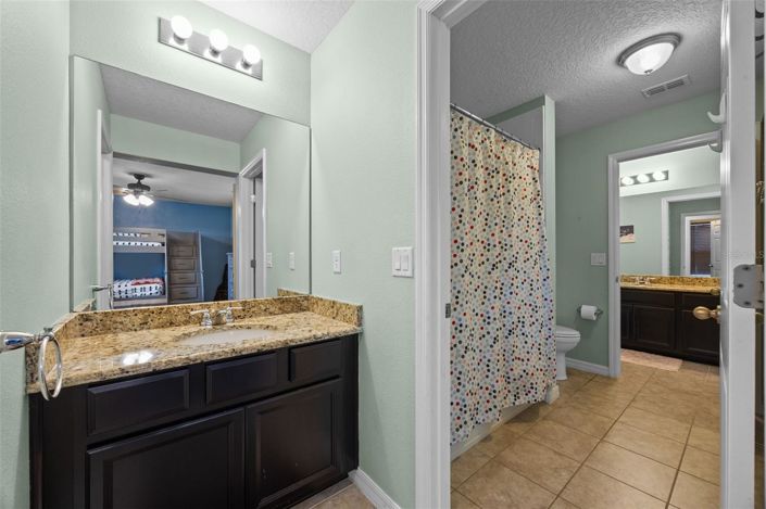 Image No.35-5 Bed House for sale