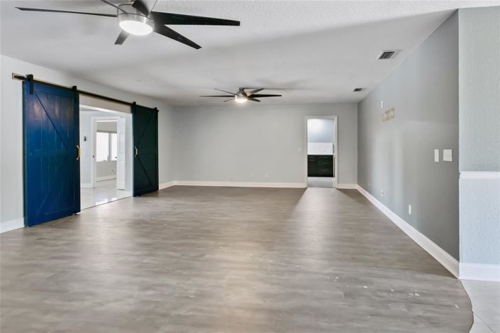 Image No.18-3 Bed House for sale