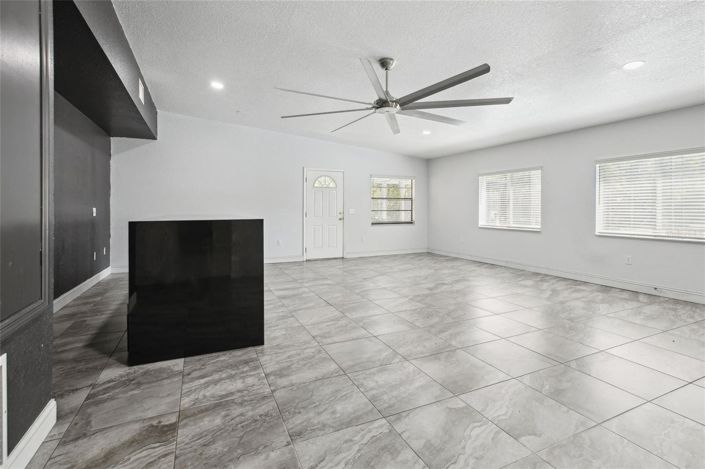 Image No.28-3 Bed House for sale