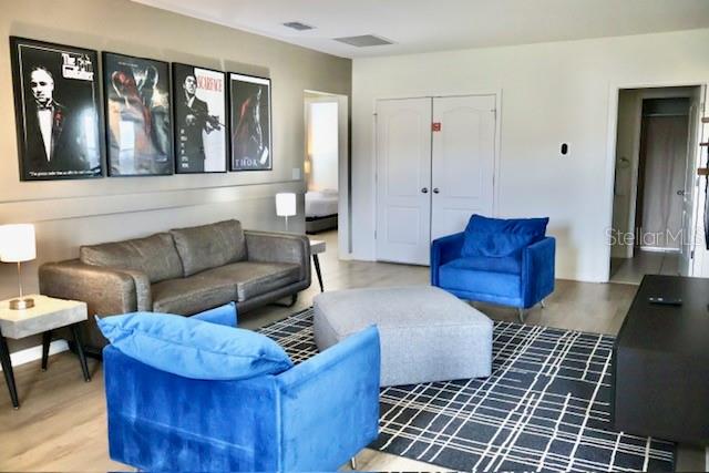 Image No.30-7 Bed House for sale