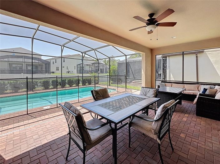 Image No.42-8 Bed House for sale