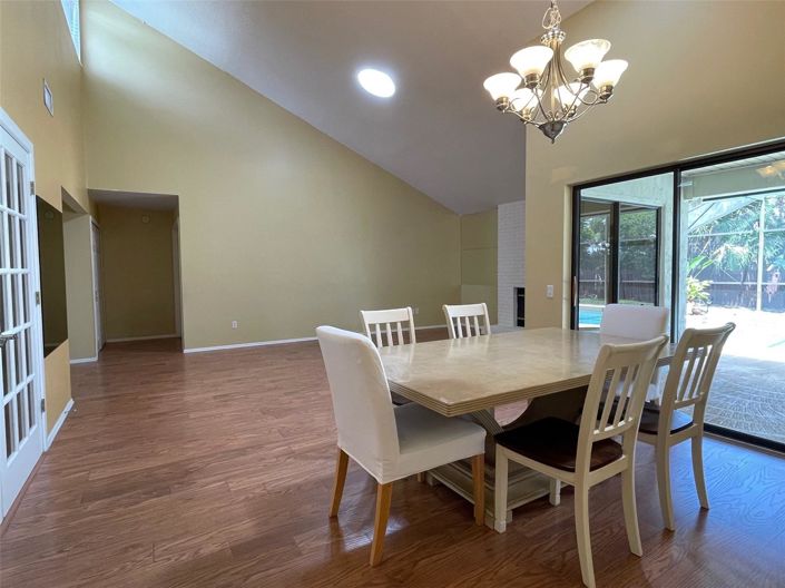 Image No.8-4 Bed House for sale