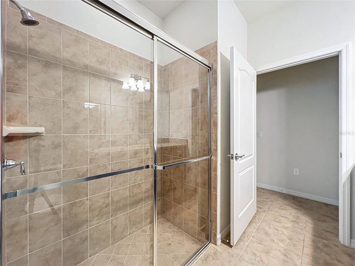 Image No.24-9 Bed House for sale