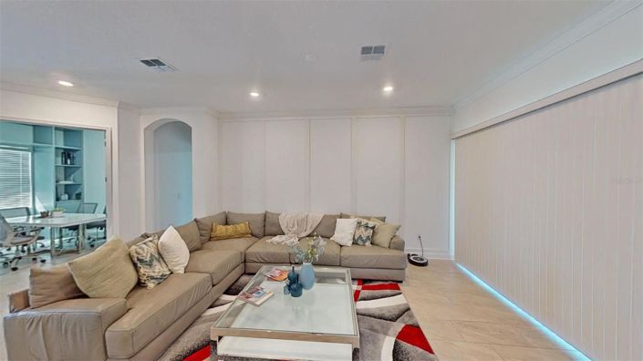 Image No.8-4 Bed House for sale