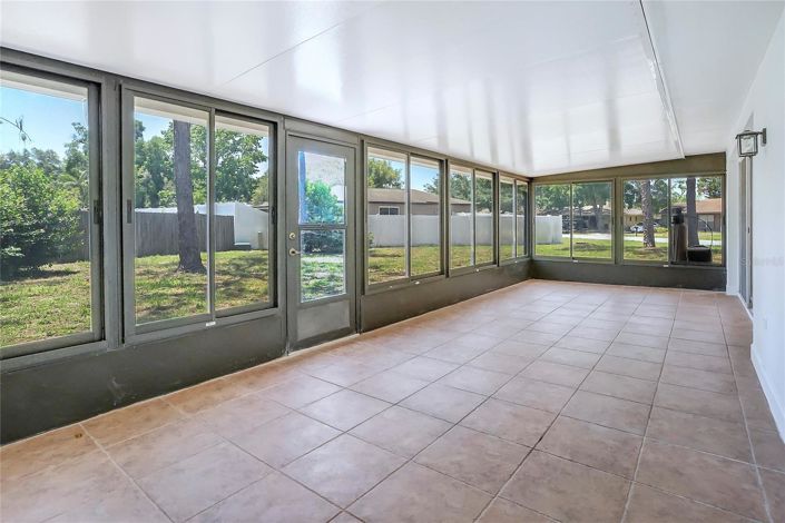 Image No.29-4 Bed House for sale