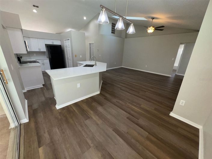 Image No.13-4 Bed House for sale