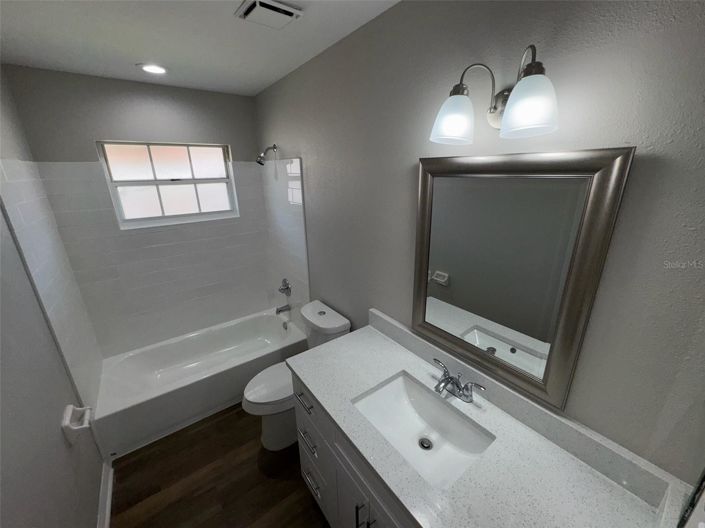 Image No.23-4 Bed House for sale