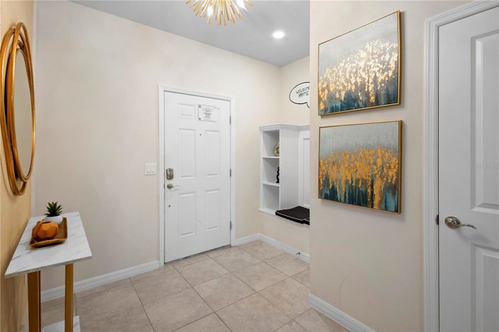 Image No.19-5 Bed Townhouse for sale