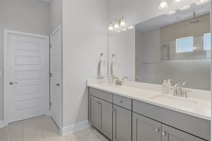 Image No.23-4 Bed House for sale