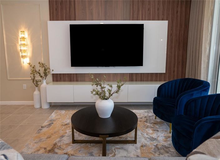 Image No.20-5 Bed Townhouse for sale