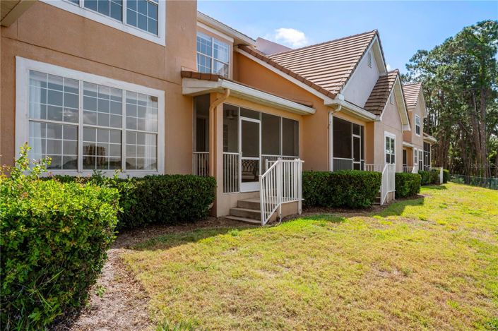 Image No.26-3 Bed Townhouse for sale