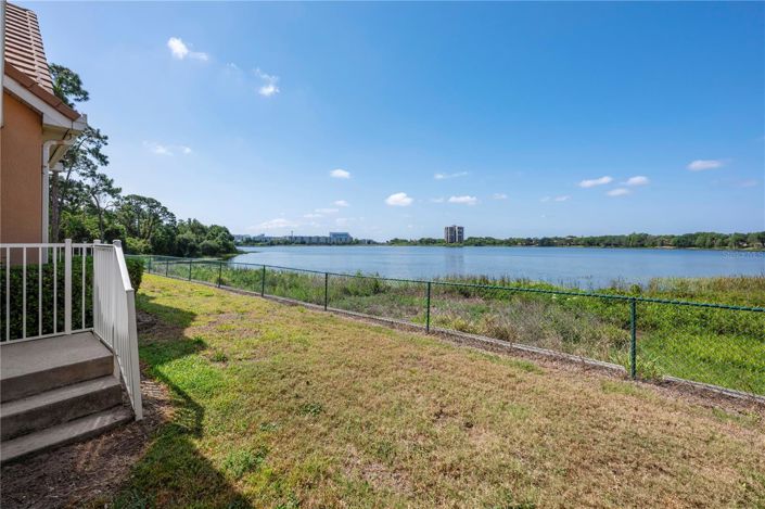 Image No.28-3 Bed Townhouse for sale